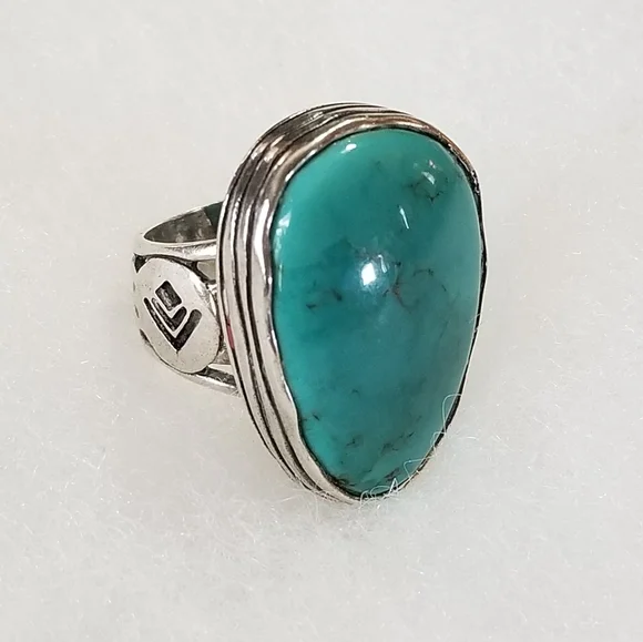 Silpada Sterling Silver & Turquoise Ring - Picture 3 of 11